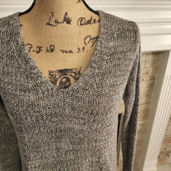 NORDSTROM BP v-neck soft and comfy sweater tunic size medium - Picture 3 of 8